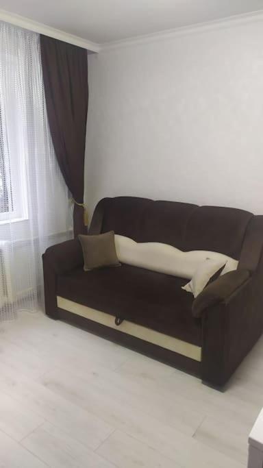 Studio apartment تشيسيناو المظهر الخارجي الصورة